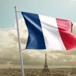 Франція з 1 травня різко підвищує збори за посвідку на проживання та громадянство