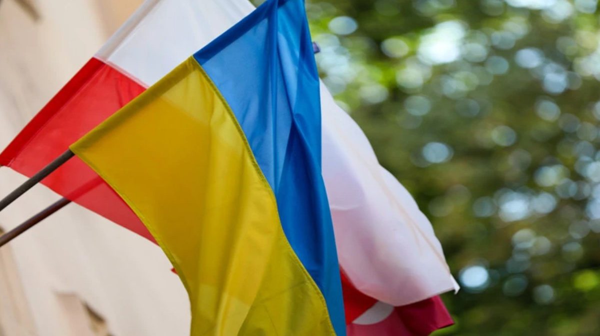 Нові правила для українців у Польщі: що змінилося з 5 березня