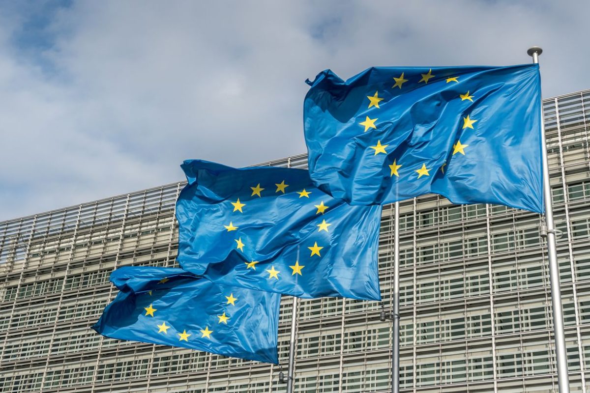 Євросоюз видав іноземцям рекордні 3,9 млн перших дозволів на проживання у 2025 році — про це повідомляє Eurostat