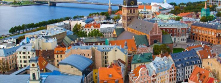 У Латвії запропонували скасувати можливість отримання дозволу на проживання за інвестиції у розмірі 150 тис. євро